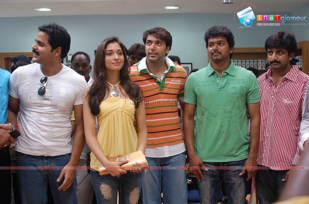 Thillalangadi Movie Launch Event hd photo